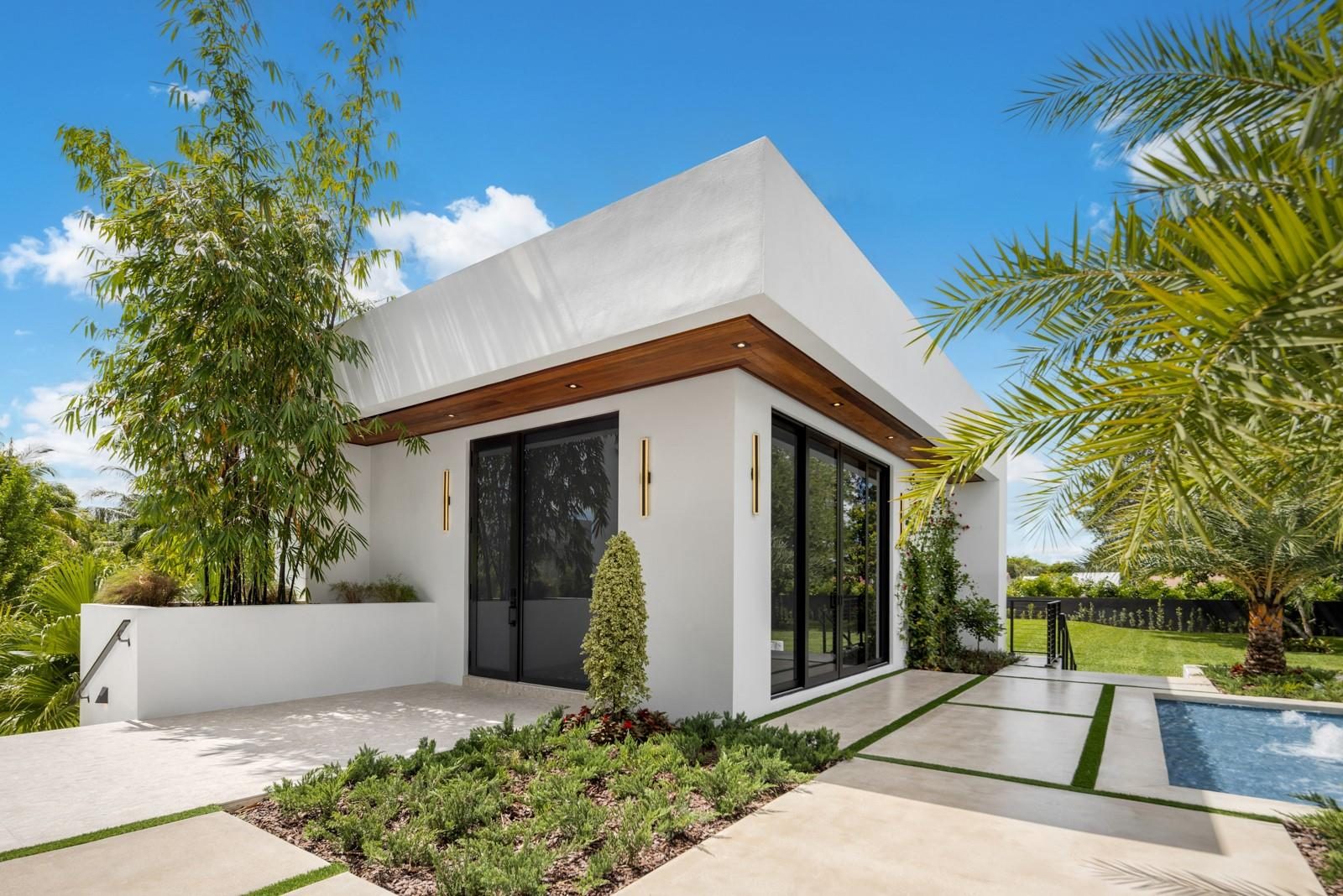 9900 SW 125th Ave — property photo 14